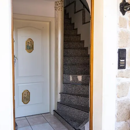 Rhina 公寓 劳芬博格